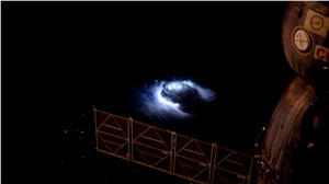 Genesis of Blue Lightning Into the Stratosphere Detected from the ISS