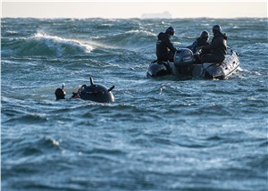 US Naval Forces and Japan Maritime Self-Defense Forces Conduct Bilateral Mine Warfare Exercise