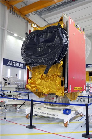 Airbus Built EUTELSAT QUANTUM Satellite Shipped to Launch Site