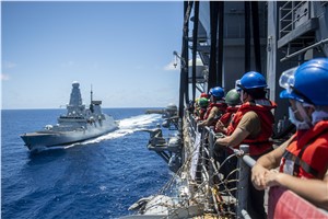 USS America Fuels HMS Defender at Sea in First FAS With U.S. amphib, British Warship