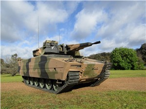 Rheinmetall Successfully Tests Composite Rubber Track on Lynx Infantry Fighting Vehicle