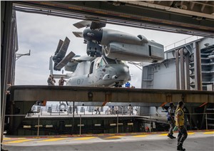 HMAS Canberra Stows an Osprey for The 1st Time at Sea