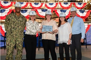 HII&#39;s Ingalls Shipbuilding Authenticates Keel of Destroyer Jeremiah Denton (DDG 129)