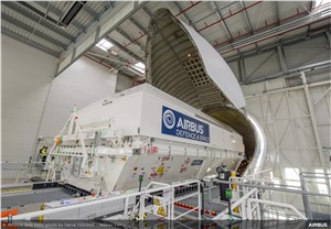 Airbus Beluga Delivers Airbus Satellite to Kennedy Space Center