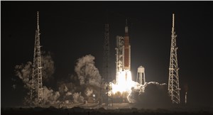 Liftoff! NASA&#39;s Artemis I Mega Rocket Launches Orion to Moon