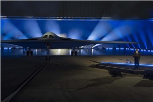 World Gets 1st Look at B-21 Raider