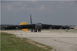 Boeing Begins 1st USAF B-52 Radar Upgrades