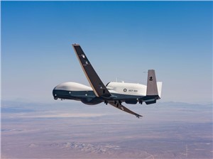 Australia&#39;s 1st MQ-4C Triton Takes Flight