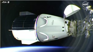 SpaceX&#39;s Dragon Autonomously Docked With the ISS