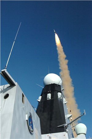 Royal Navy&#39;s Sea Viper to Take on Ballistic Threats