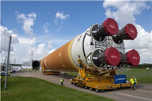 Boeing Delivers Rocket Stage to NASA, Will Launch 1st Humans Around the Moon Since Apollo